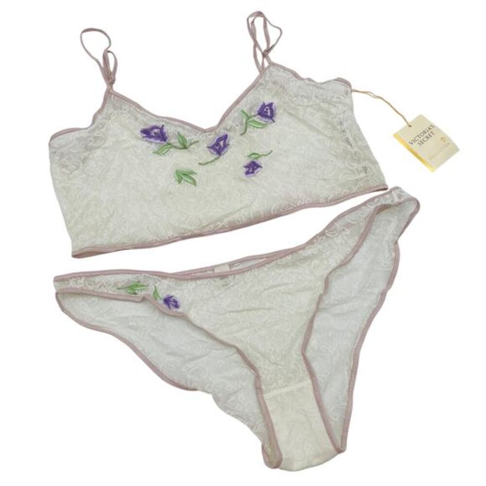 Victoria's Secret 1997 vintage deadstock white‎ lace brami panties set
